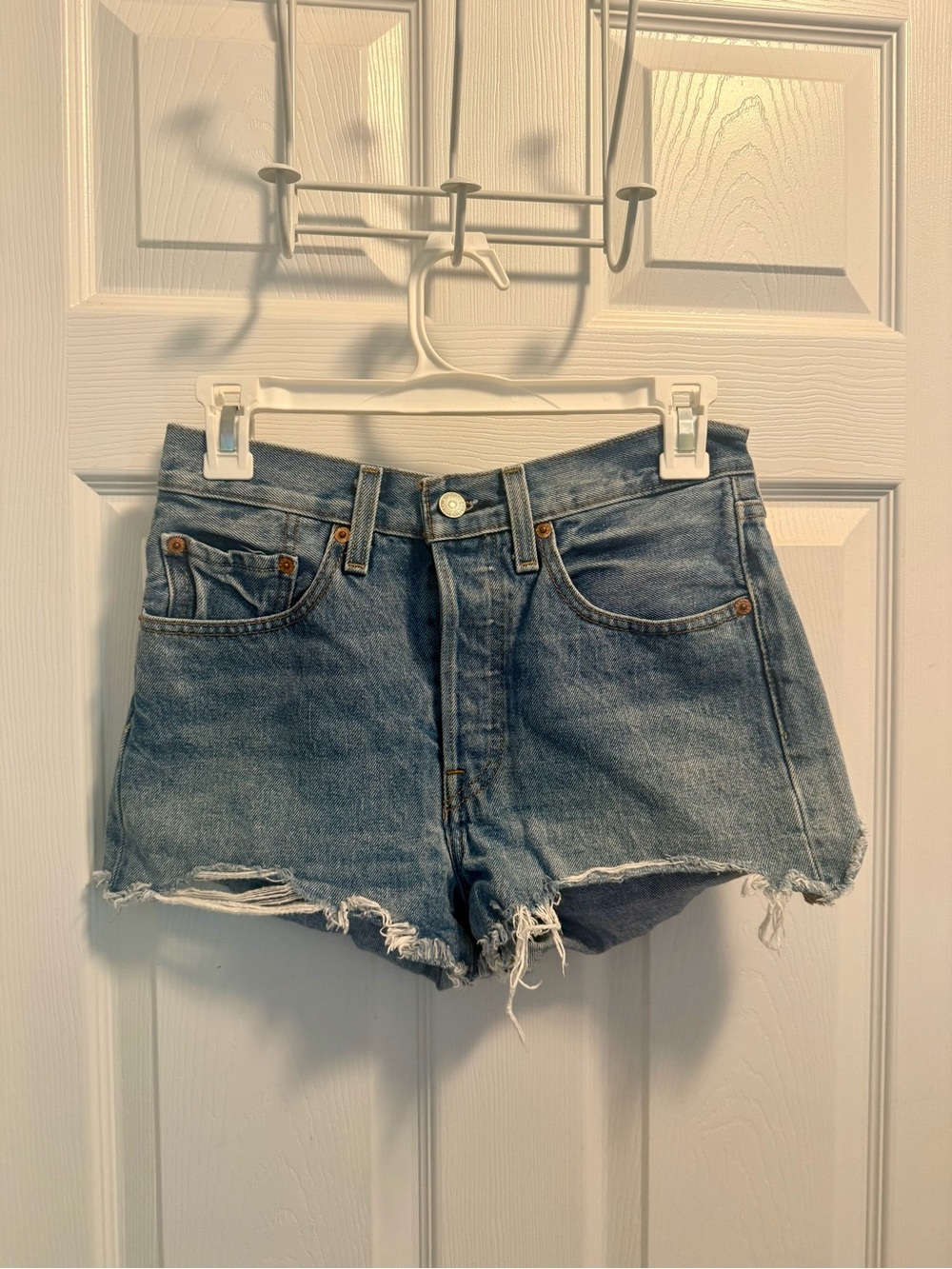 Levi's 501 Jean Shorts - Medium Wash